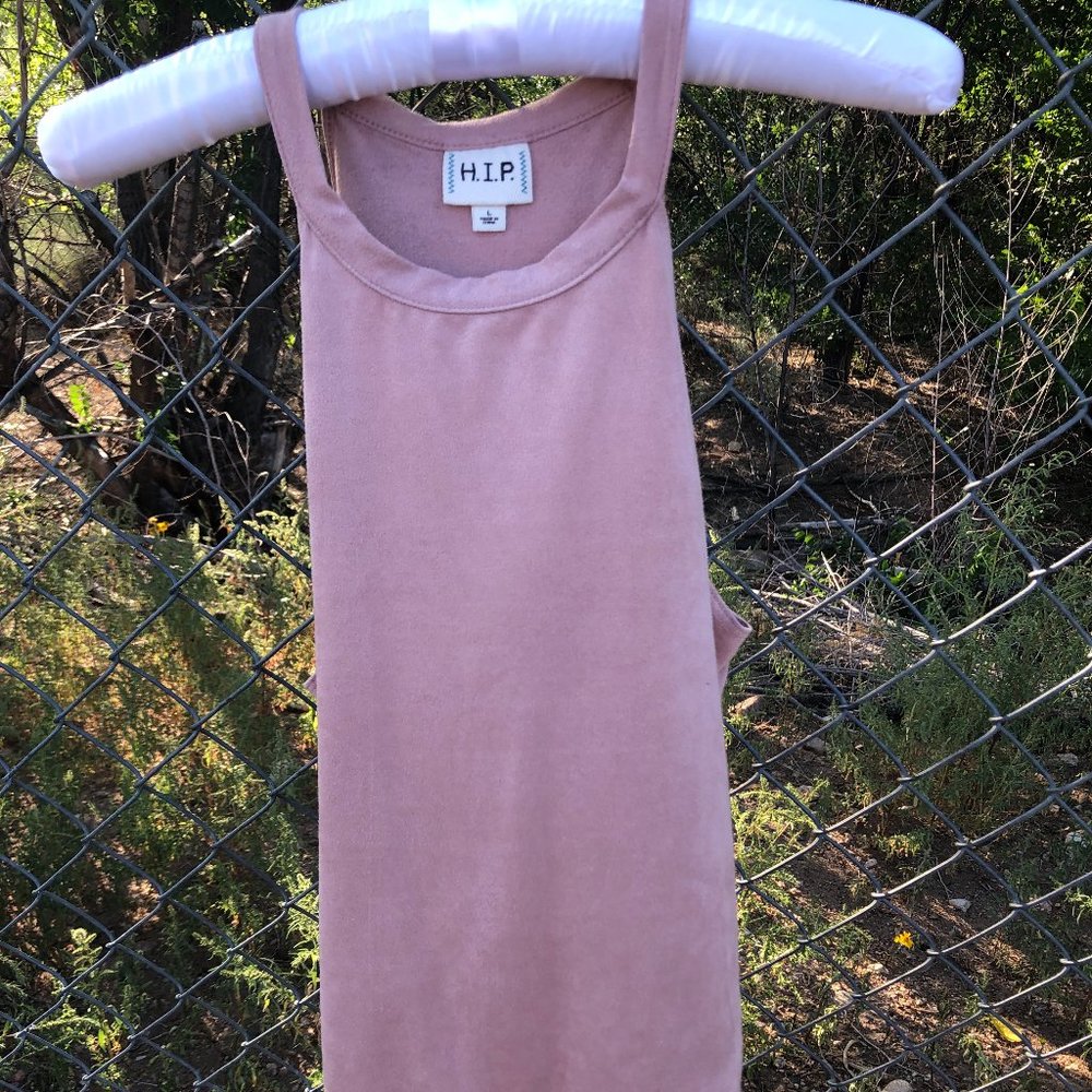 Pink Tassel Tank Top - Picture 3 of 4